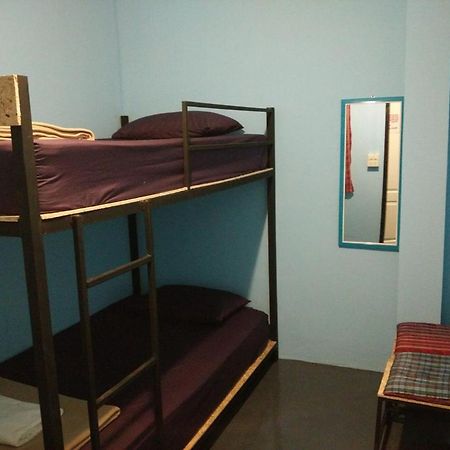 J Giant Hostel Chiang Mai Dış mekan fotoğraf