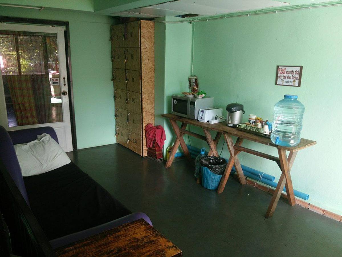J Giant Hostel Chiang Mai Dış mekan fotoğraf
