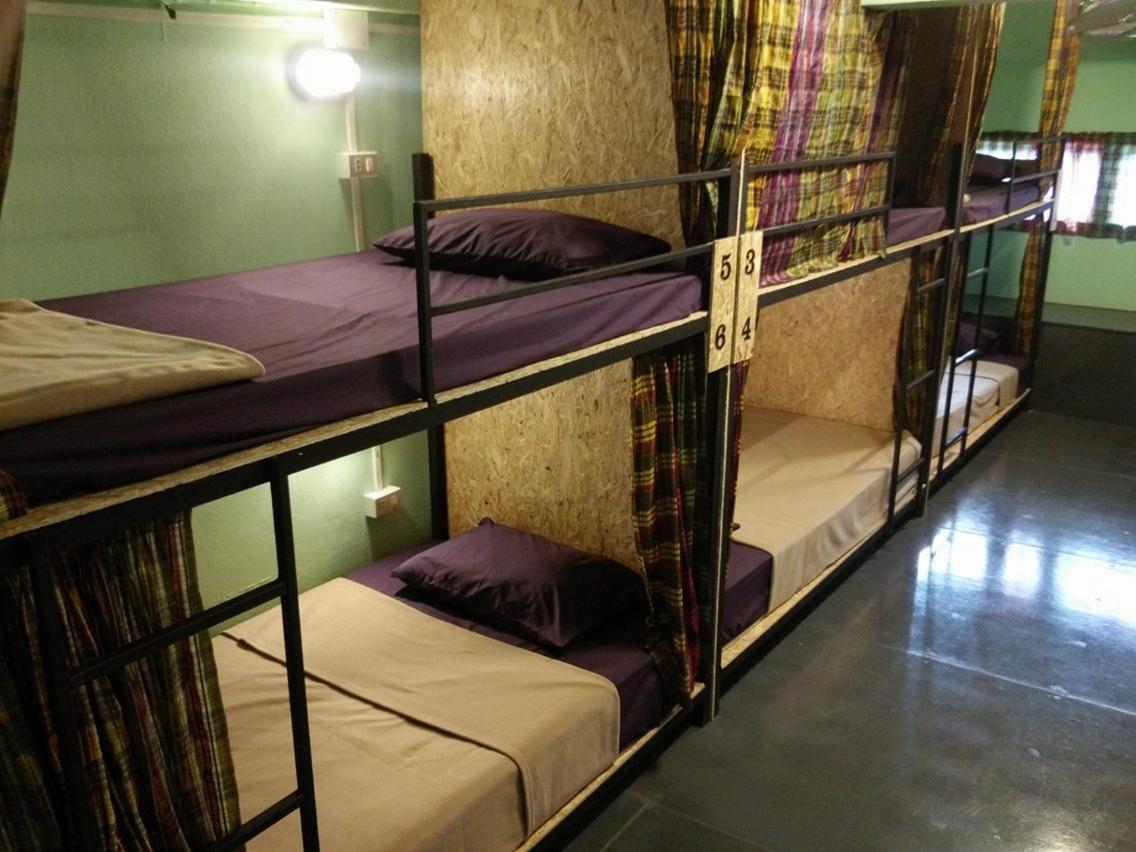 J Giant Hostel Chiang Mai Dış mekan fotoğraf