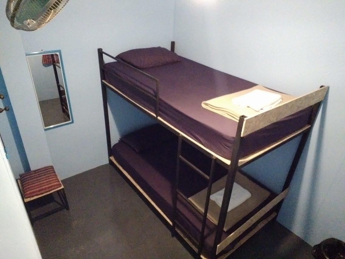 J Giant Hostel Chiang Mai Dış mekan fotoğraf